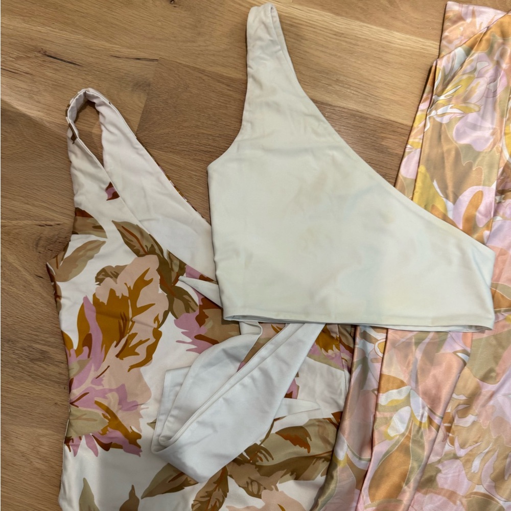 Baiia Mallorca Wrap One Piece (good) & Isla Skirt Bermuda (NWOT) - Picture 4 of 8